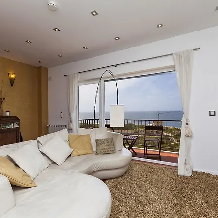 Beach House Holiday home *