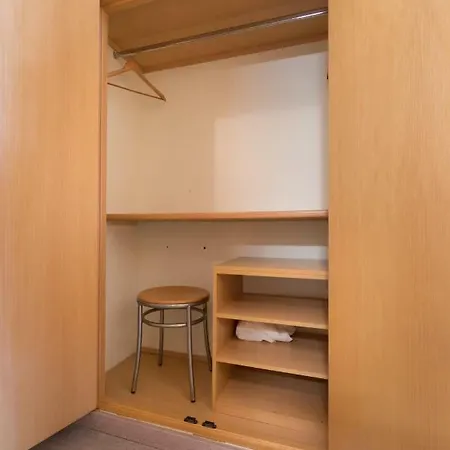 House Apartment *